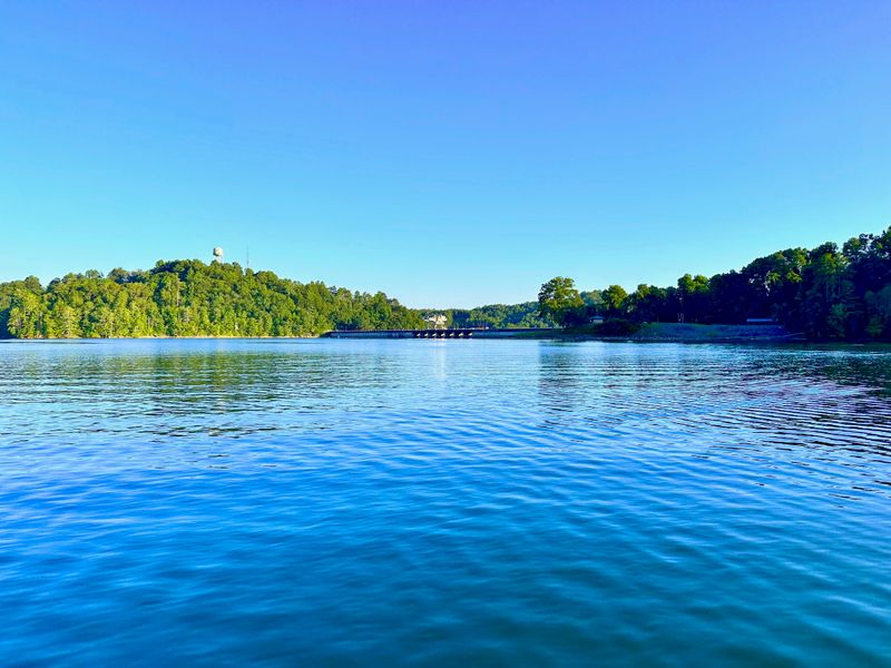 Hiwassee Lake