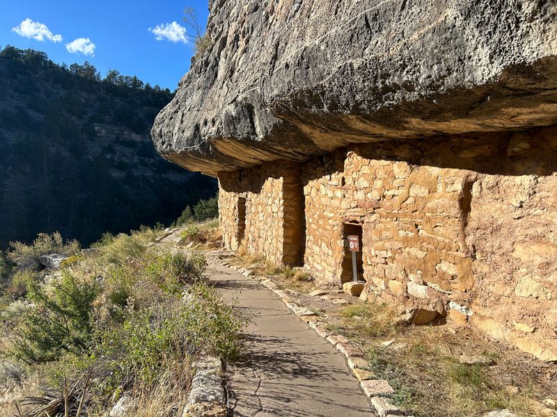 Walnut Canyon National Monument